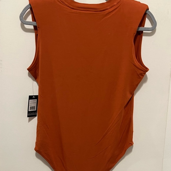 13. SP And 14. M/M Studio Badgley Mischka dark Orange bodysuit, shoulder pads - Picture 7 of 16